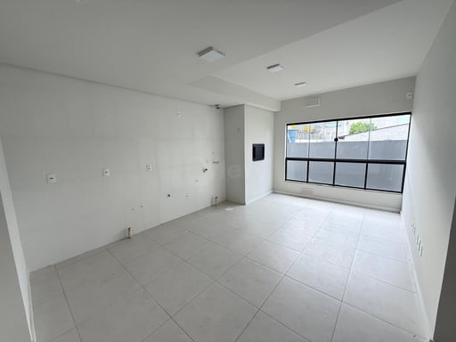 Apartamento à venda com 2 dormitórios, 2 banheiros, 1 vaga de garagem e 54m² de área privativa no bairro Palmital